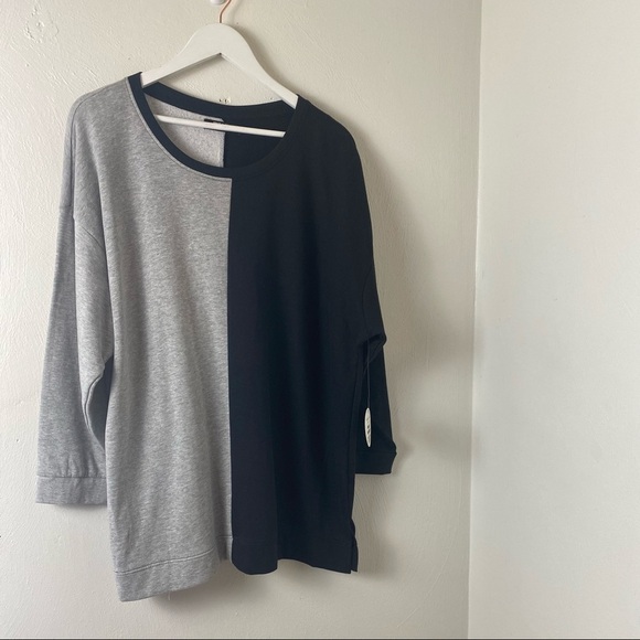 Jolie & Joy Women Black and Gray Color Block Light Weight Sweater. Sz 3X - Picture 7 of 14